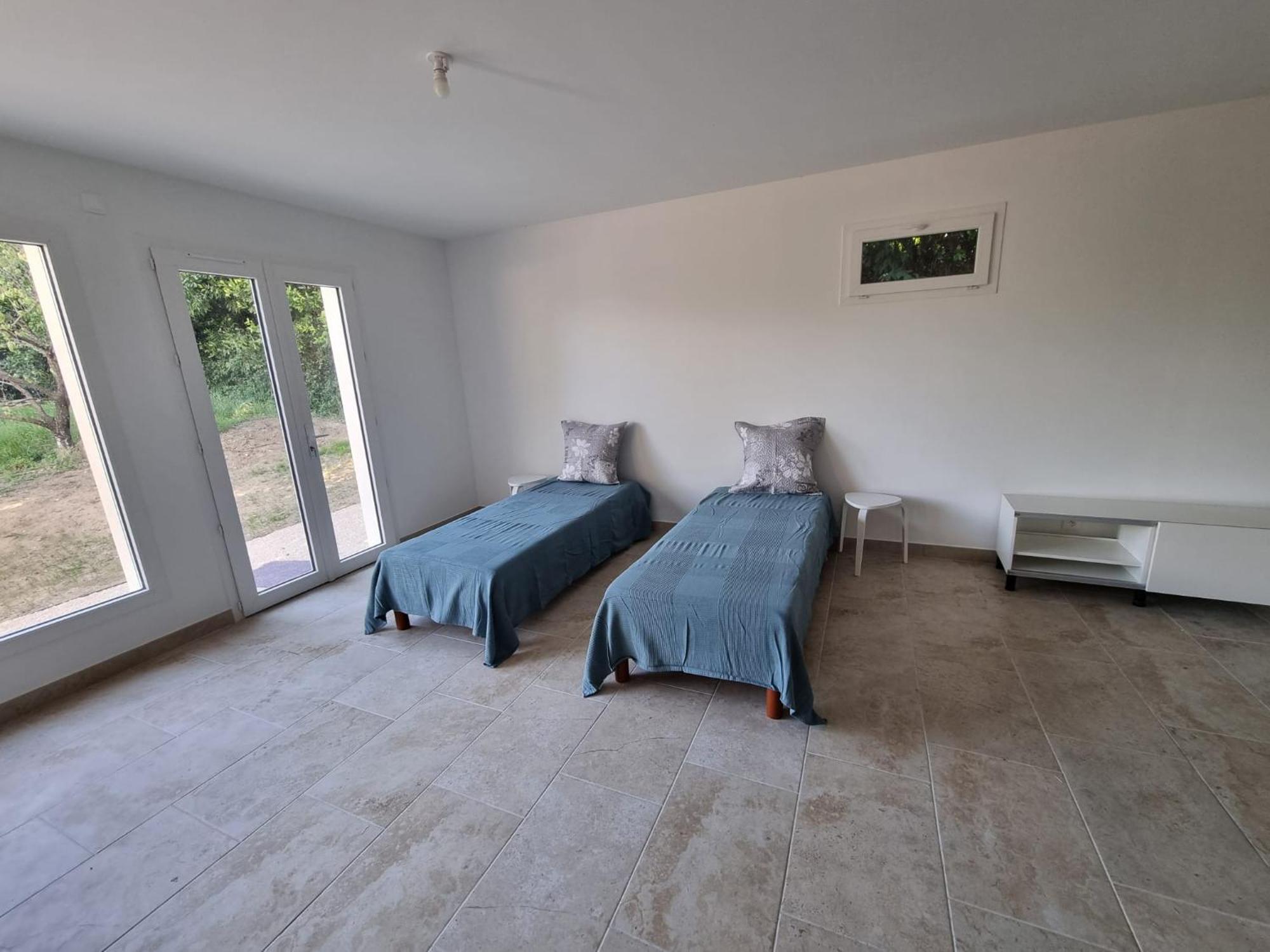 Au Fil De Soi Villa Saint-Julien-de-Peyrolas Oda fotoğraf