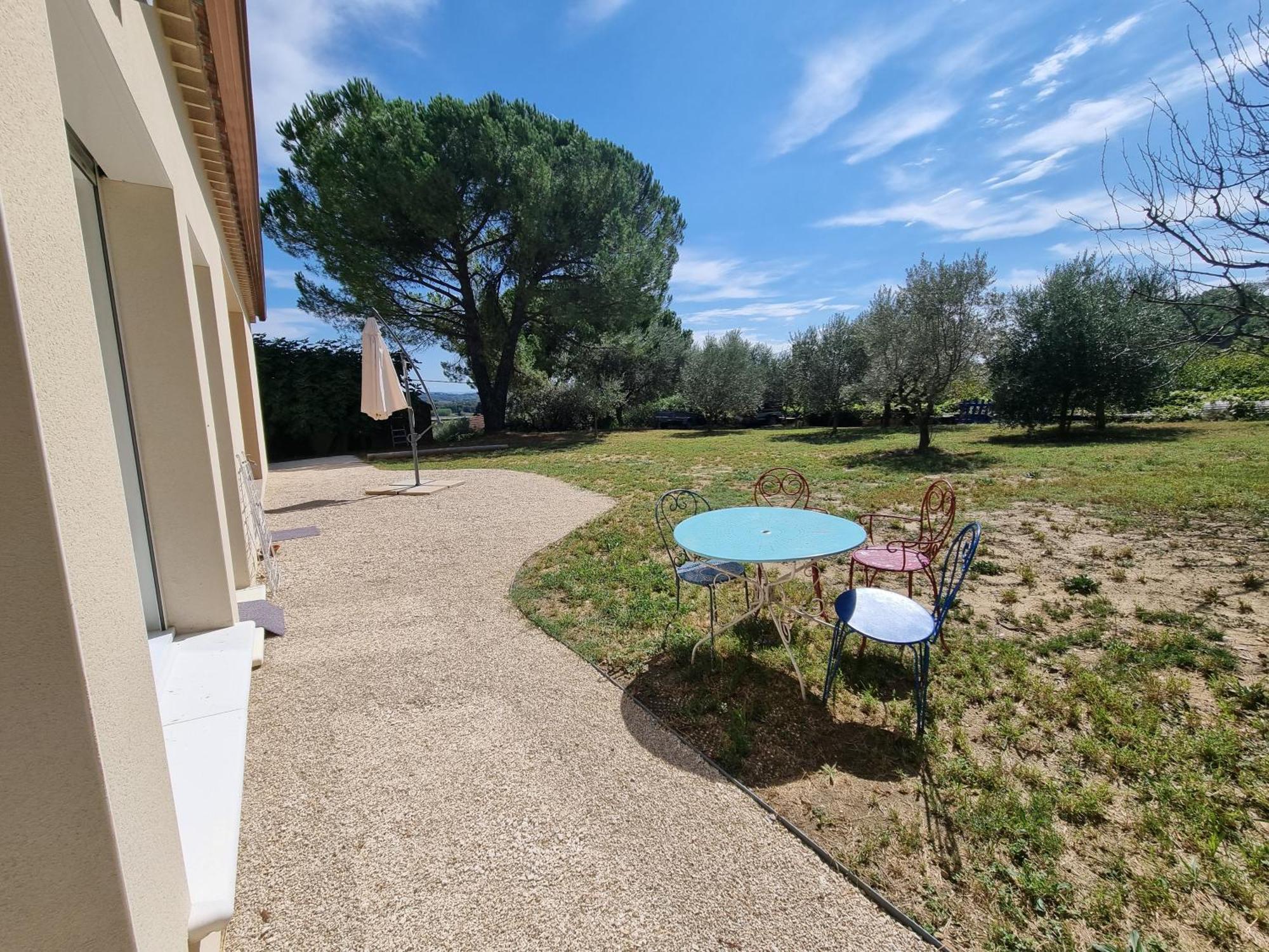 Au Fil De Soi Villa Saint-Julien-de-Peyrolas Oda fotoğraf