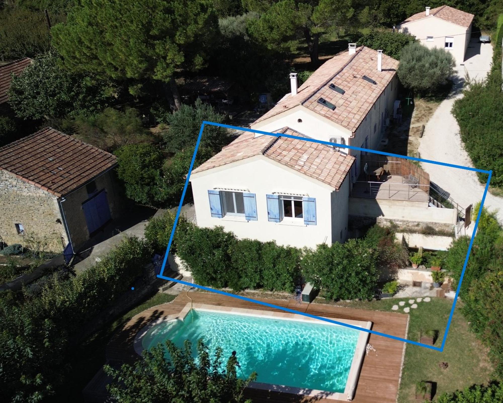 Au Fil De Soi Villa Saint-Julien-de-Peyrolas Oda fotoğraf